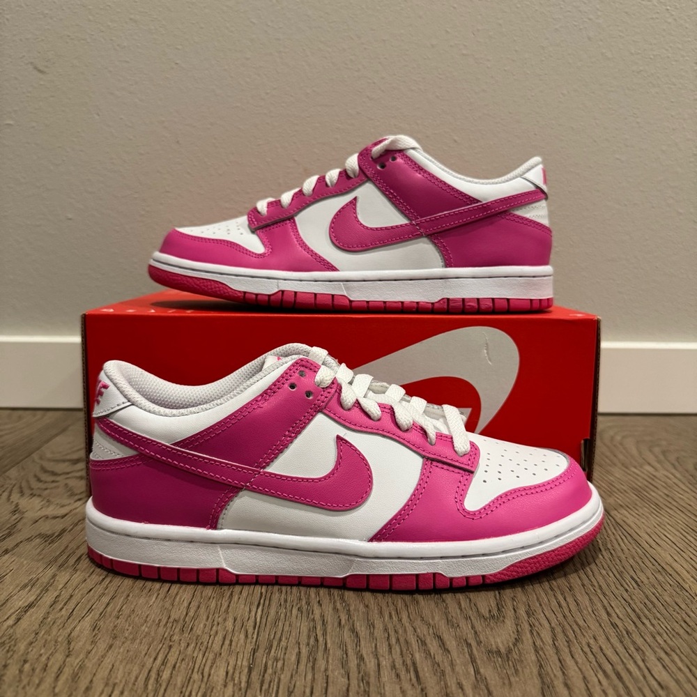 Nike Dunk Low Pink White